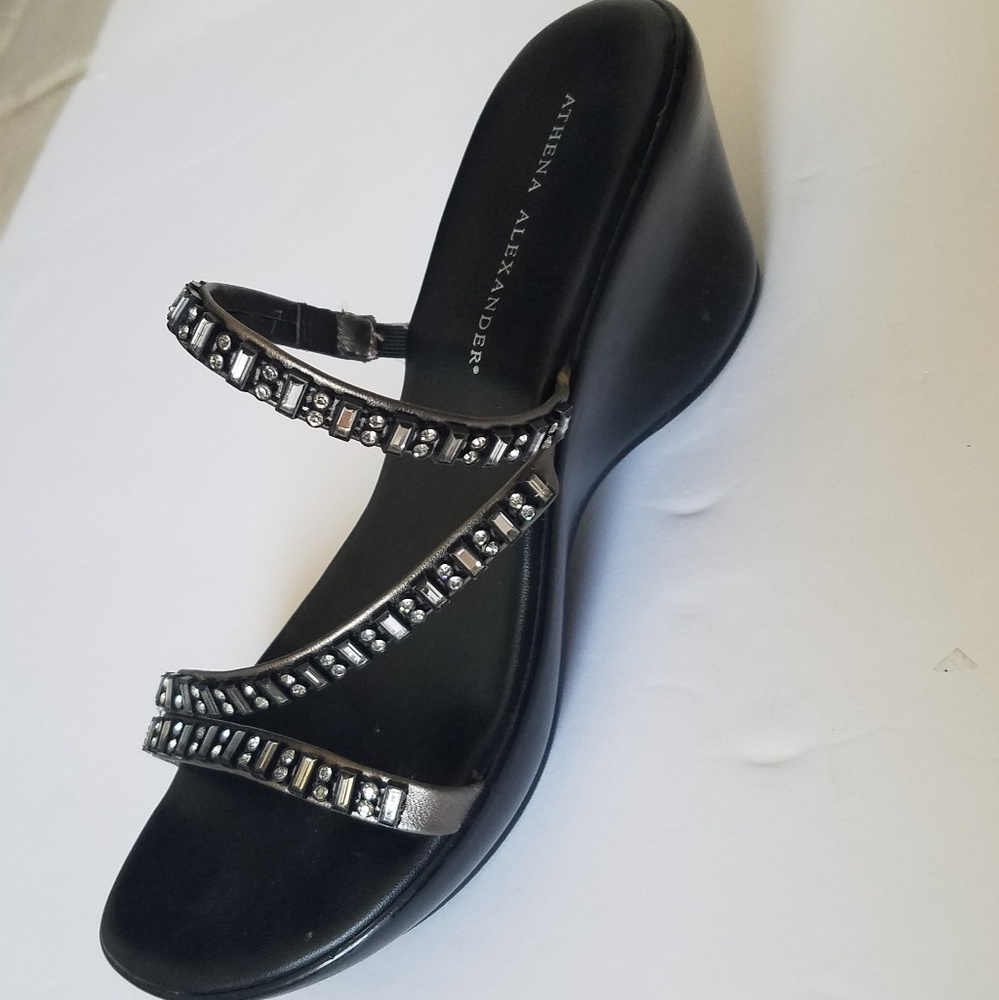 Athena Alexander  Size 7 Strappy Wedges